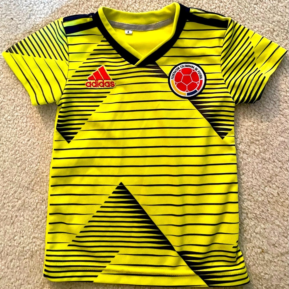Adidas Colombia kids Soccer Jersey 4T Shirts